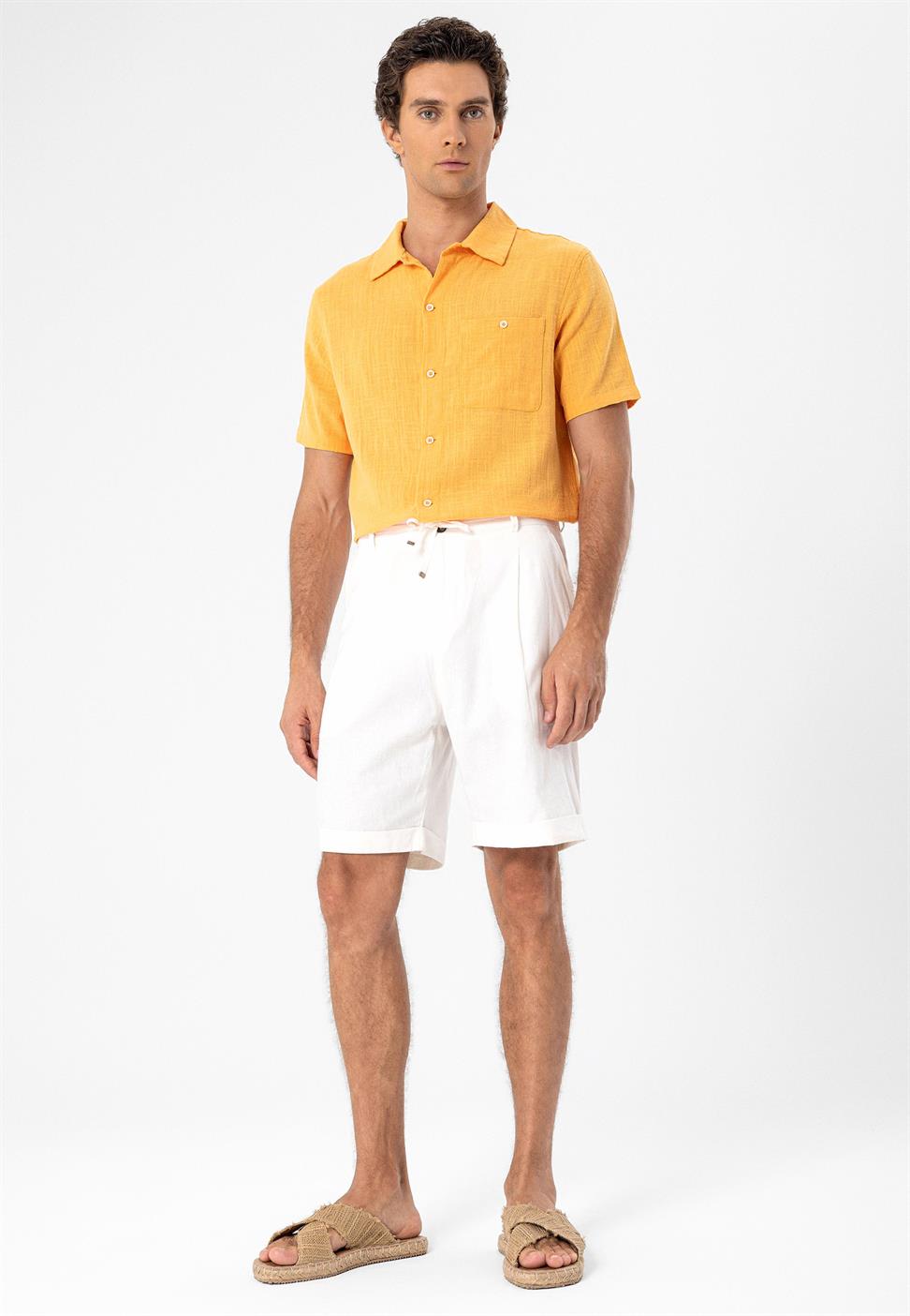 قميص رجالي بأكمام قصيرة وياقة عادية من Apaş