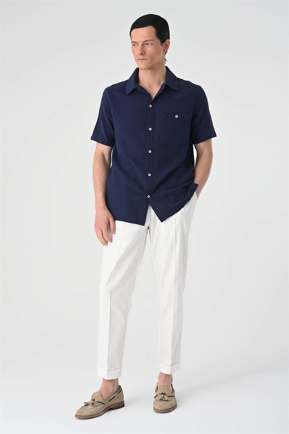 قميص رجالي بأكمام قصيرة وياقة عادية من Apaş