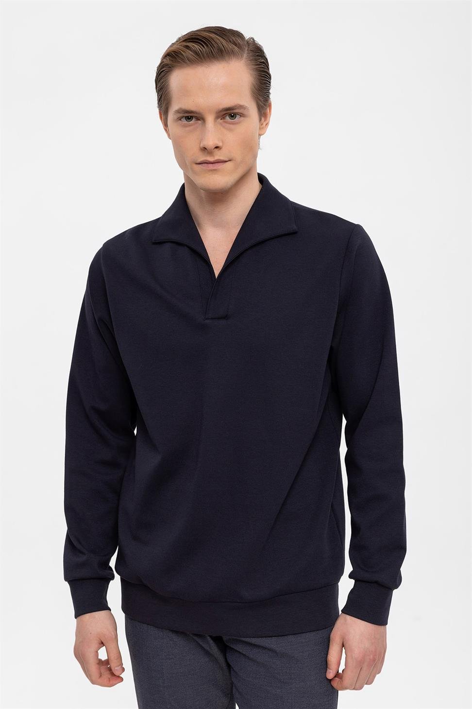 سترة Apaş بياقة عادية وأكمام طويلة