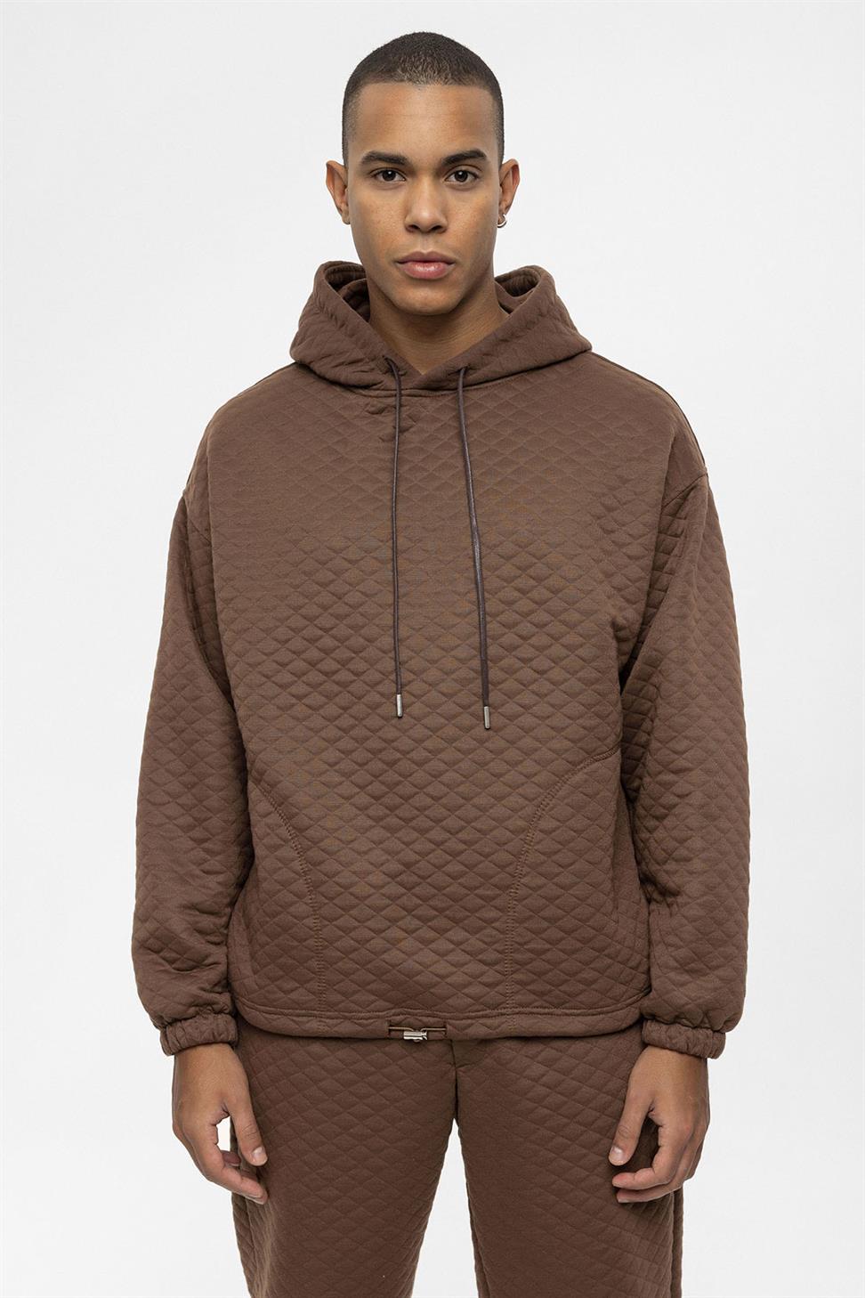 طقم بدلة رياضية رجالية كبيرة الحجم منقوشة بالألماس