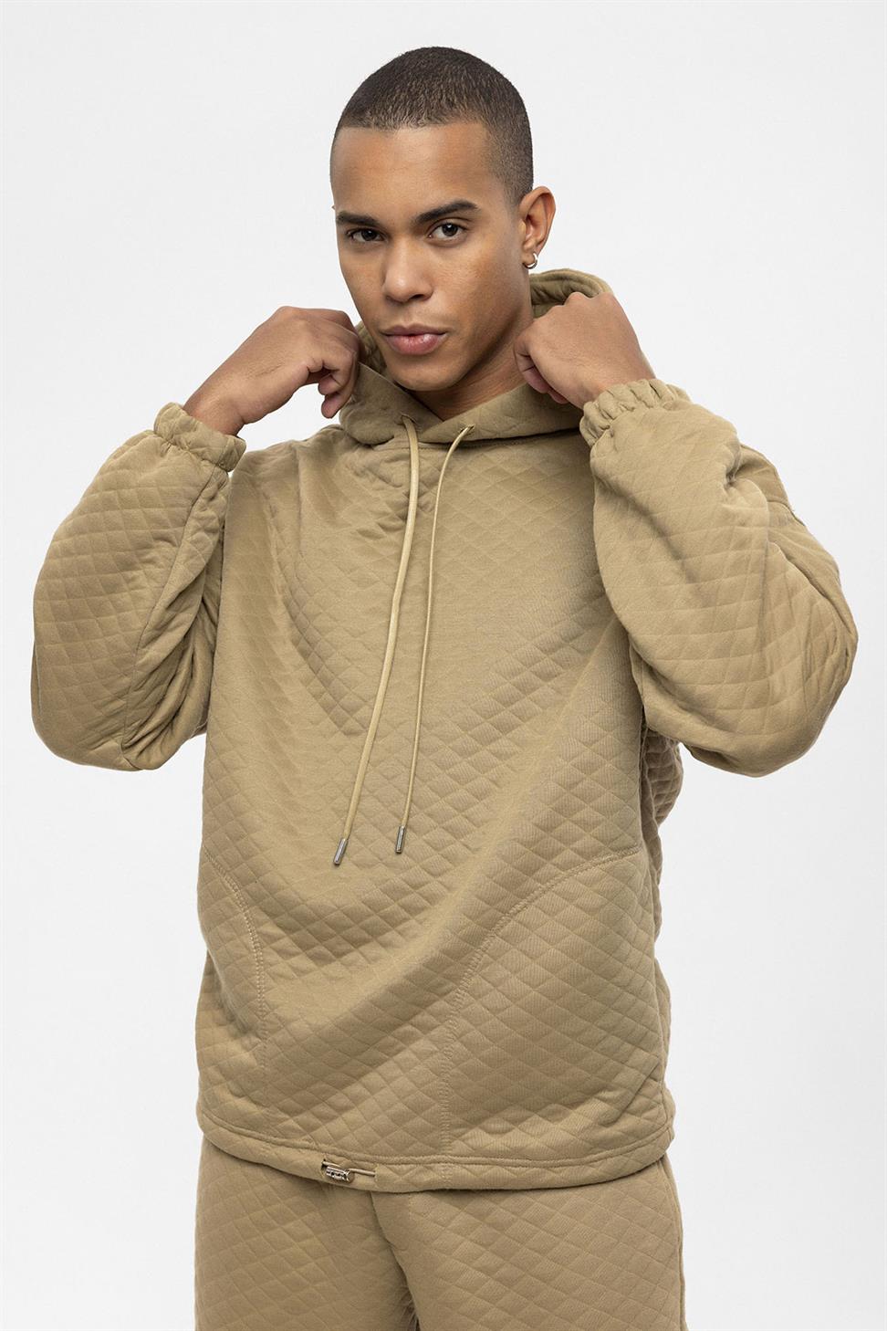 طقم بدلة رياضية رجالية كبيرة الحجم منقوشة بالألماس