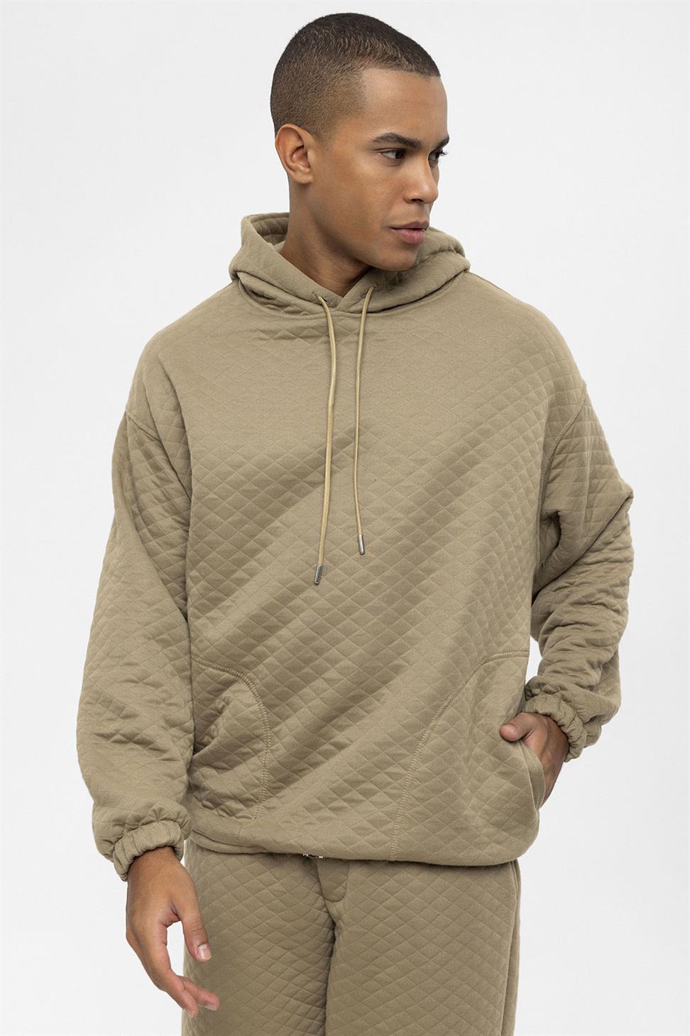 طقم بدلة رياضية رجالية كبيرة الحجم منقوشة بالألماس