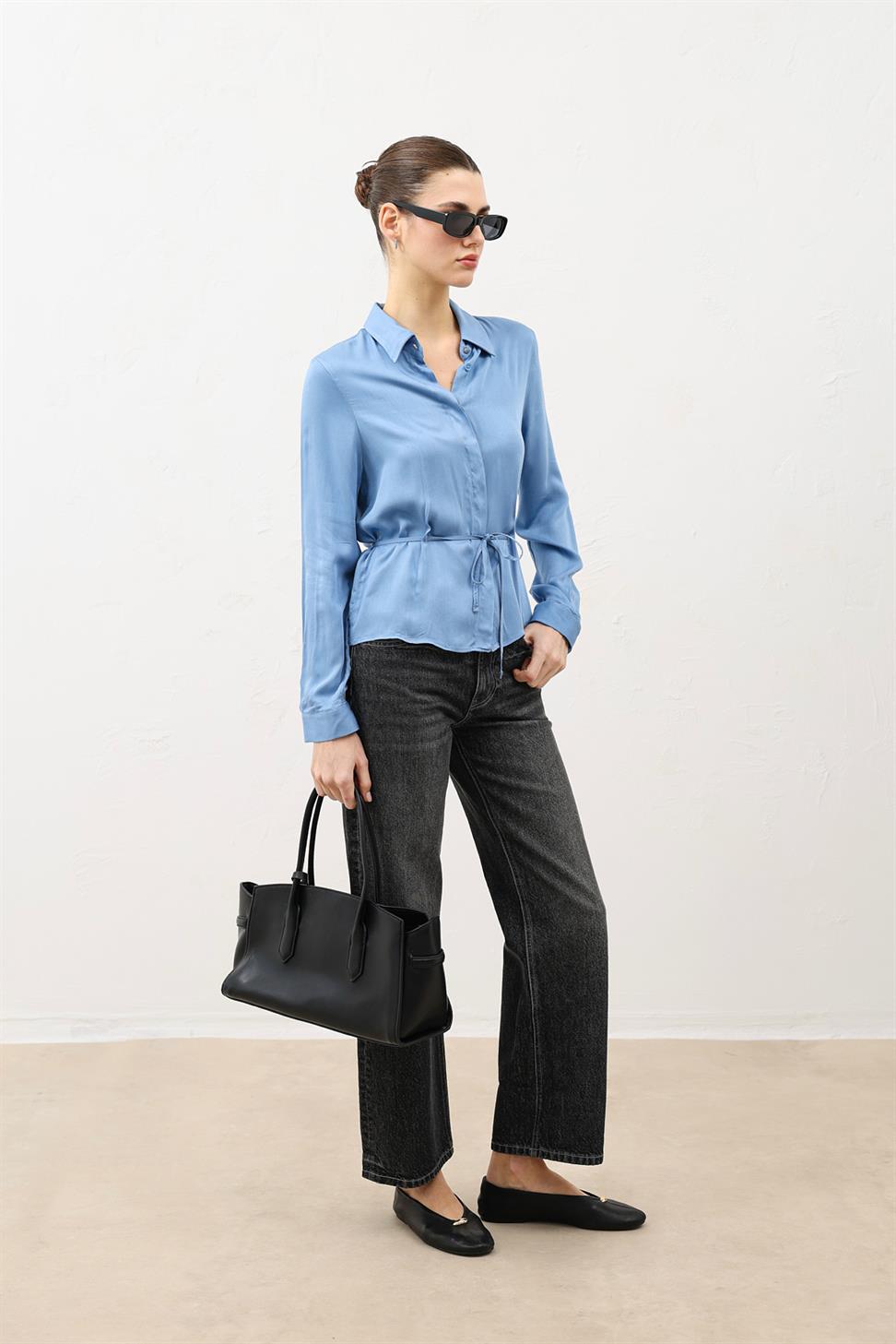Womens Shirt with a Tie-Front