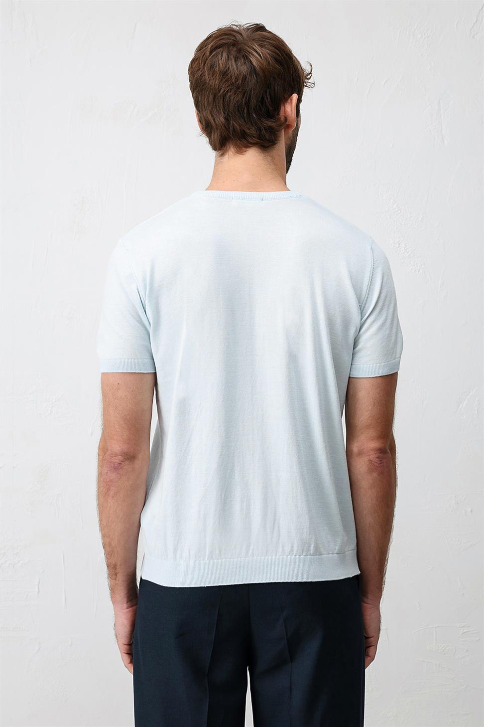 تي شيرت تريكو مريح وضيق