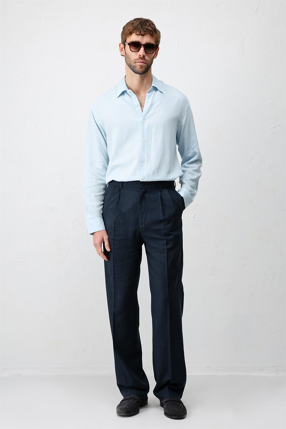 Relax Fit Mens Shirt with Linen Blend