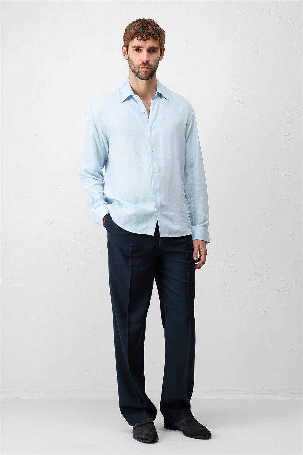 Relax Fit Mens Shirt with Linen Blend