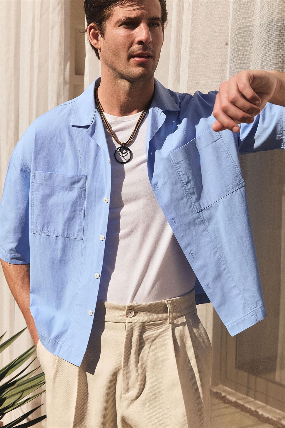 قميص رجالي بأكمام قصيرة وقصة مريحة