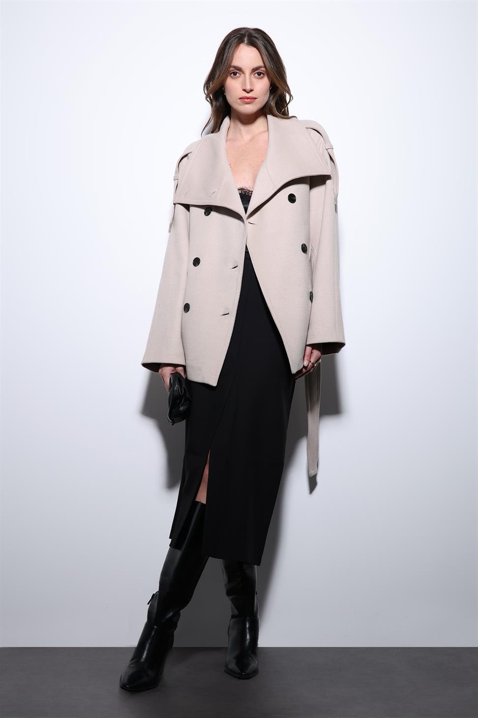 Antioch Bej Dik Yaka Kruvaze Kadın Kaban