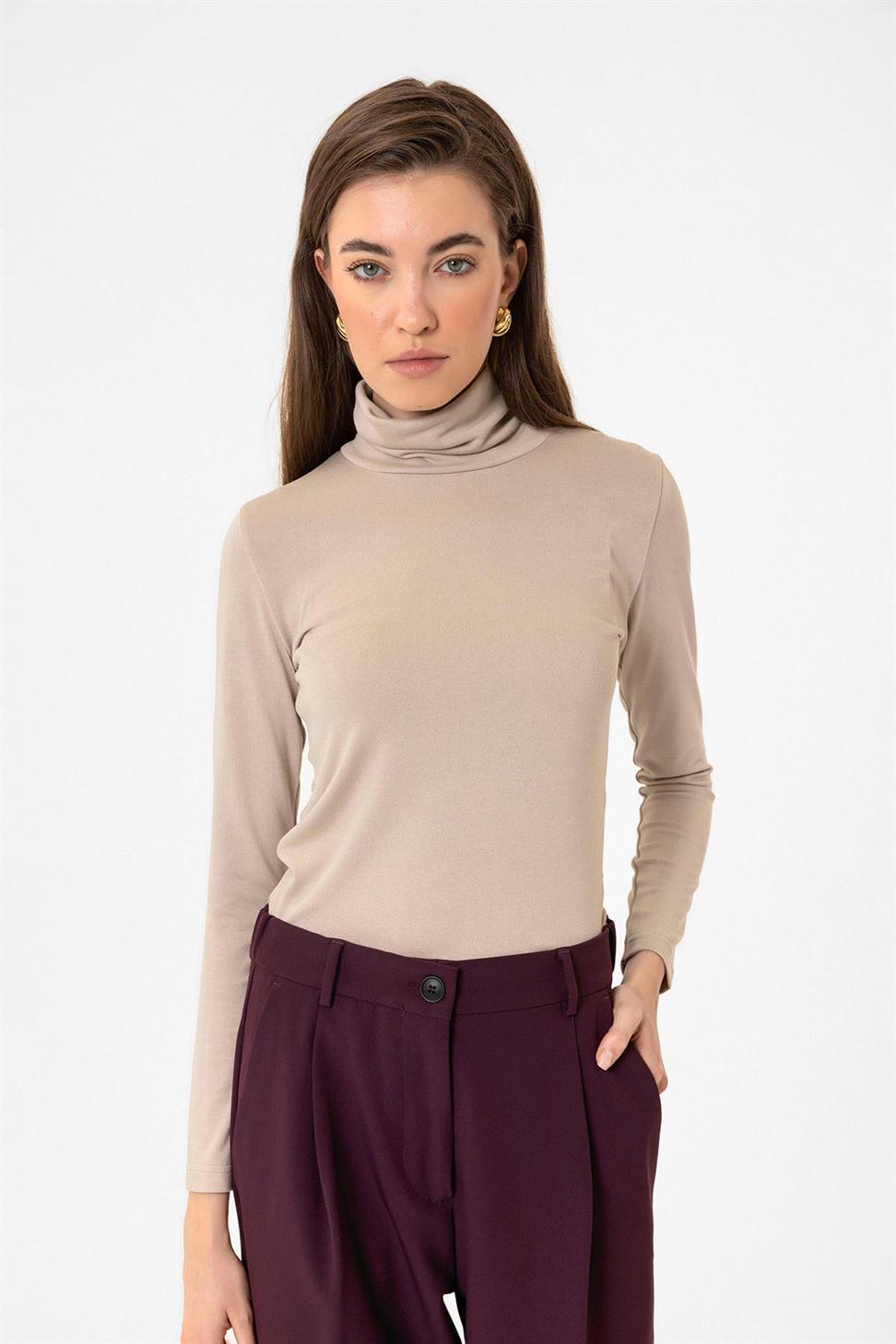 Antioch Bej Kadın Boğazlı Triko Kazak