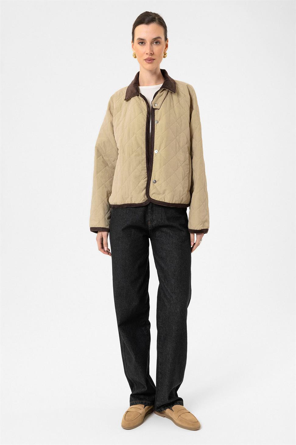 Antioch Bej Kadın Polo Yaka Kapitone Mont