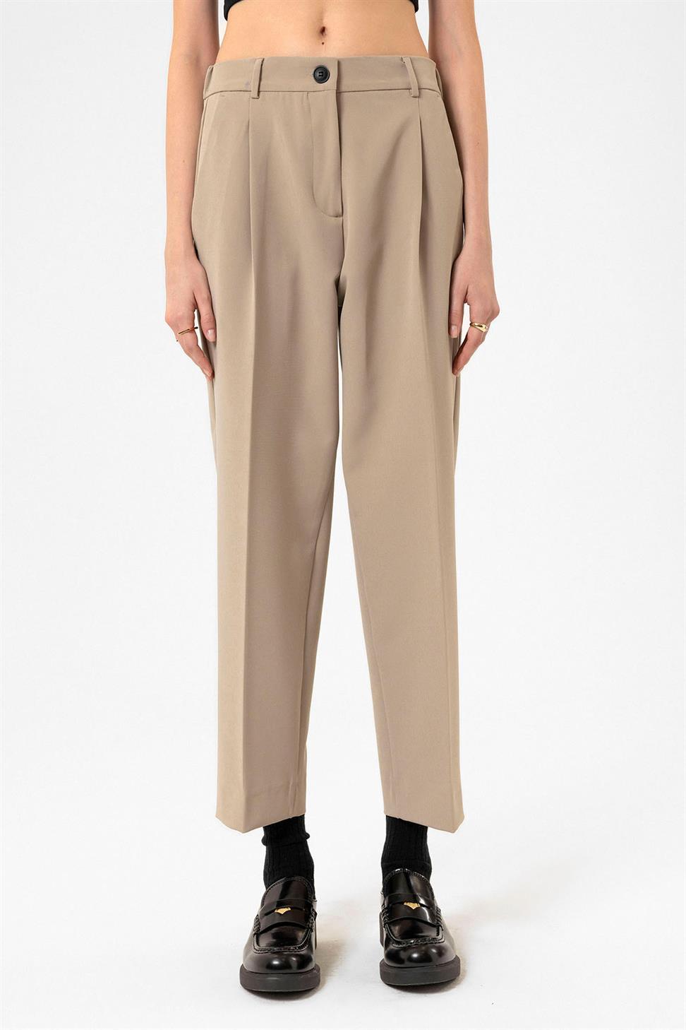 Antioch Bej Kadın Yüksek Bel Straight Fit Kısa Pantolon