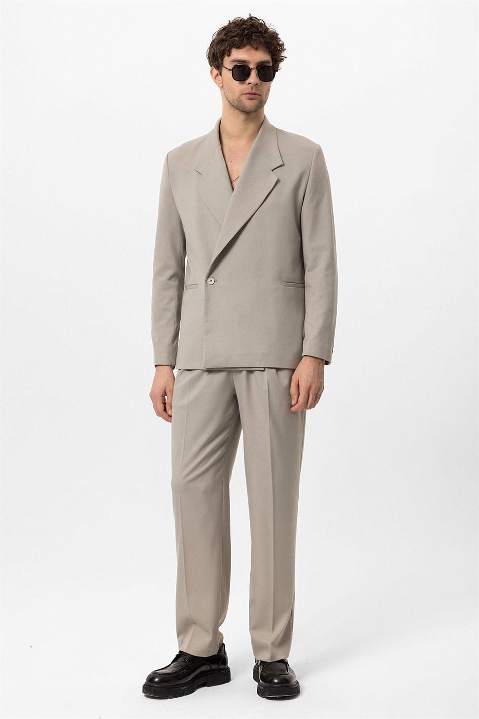 سترة بليزر للرجال مزدوجة الصدر مع جيب بغطاء قلاب