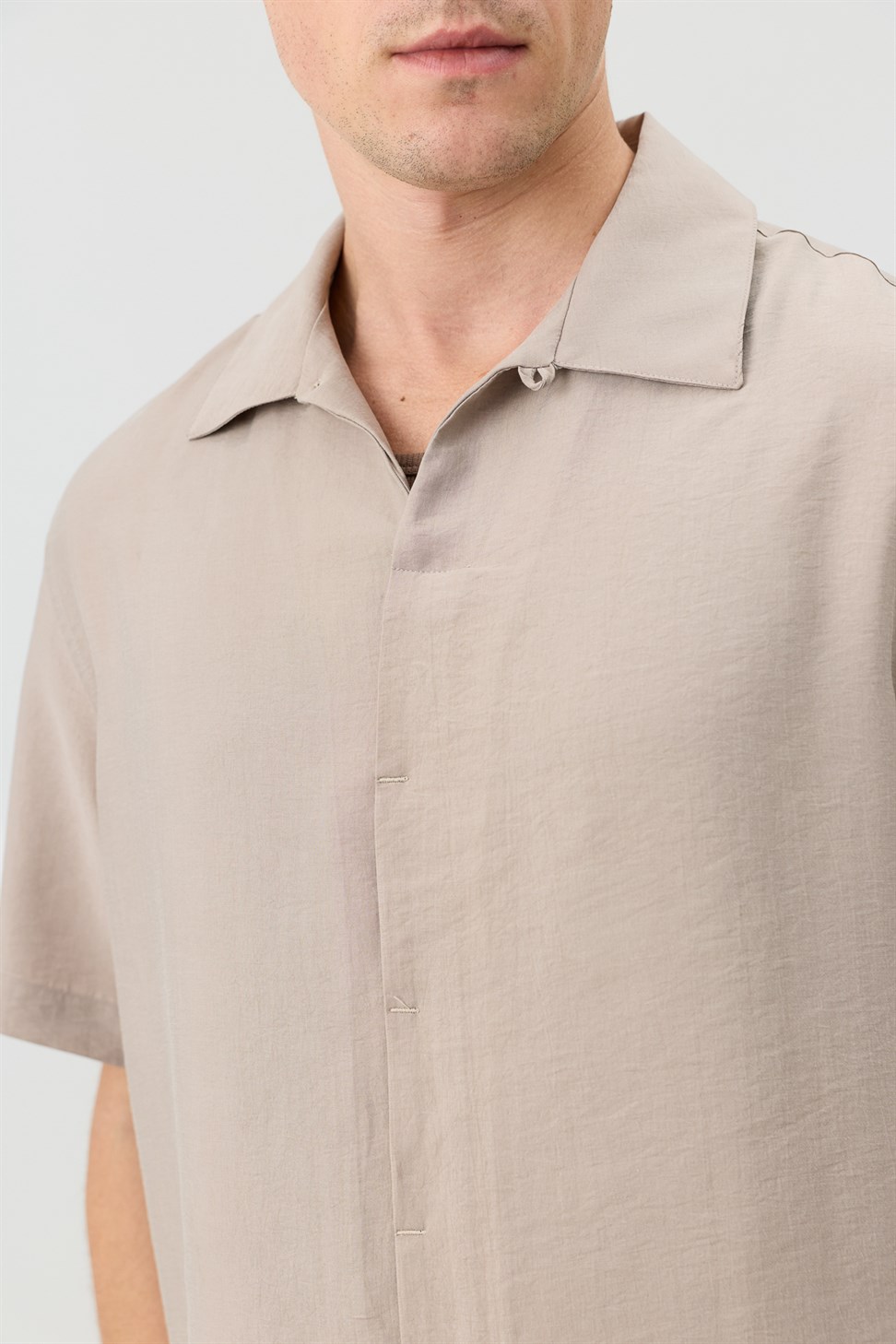 Mens Shirt with Lyocell Blend and Hidden Buttons