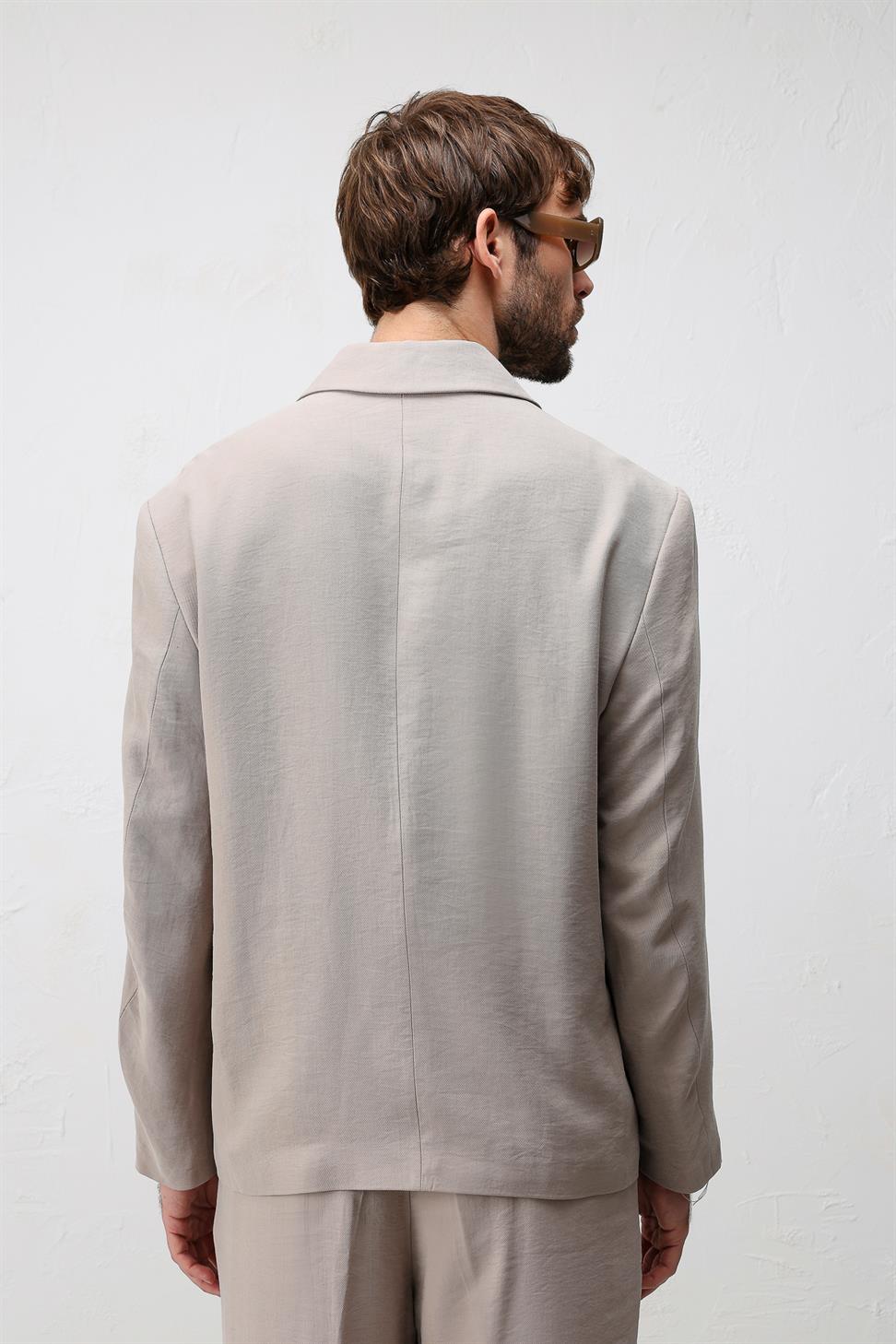 سترة بليزر رجالية مريحة من مزيج من الأقمشة