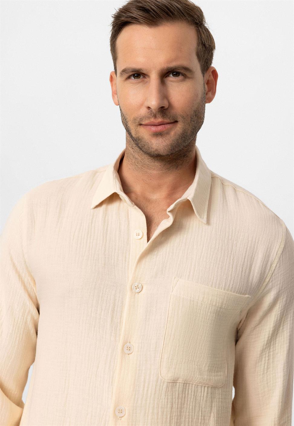 قميص رجالي بأكمام طويلة من نسيج موسلين