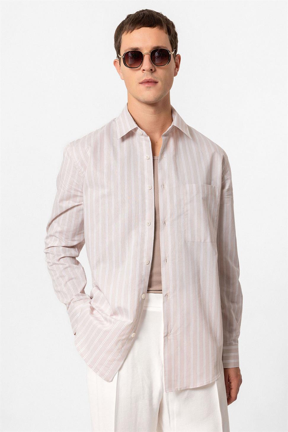 قميص رجالي بأكمام طويلة مخططة ذات أكمام طويلة عادية