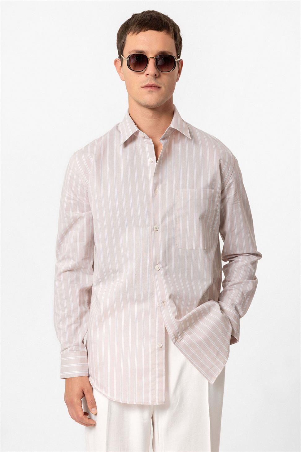 قميص رجالي بأكمام طويلة مخططة ذات أكمام طويلة عادية