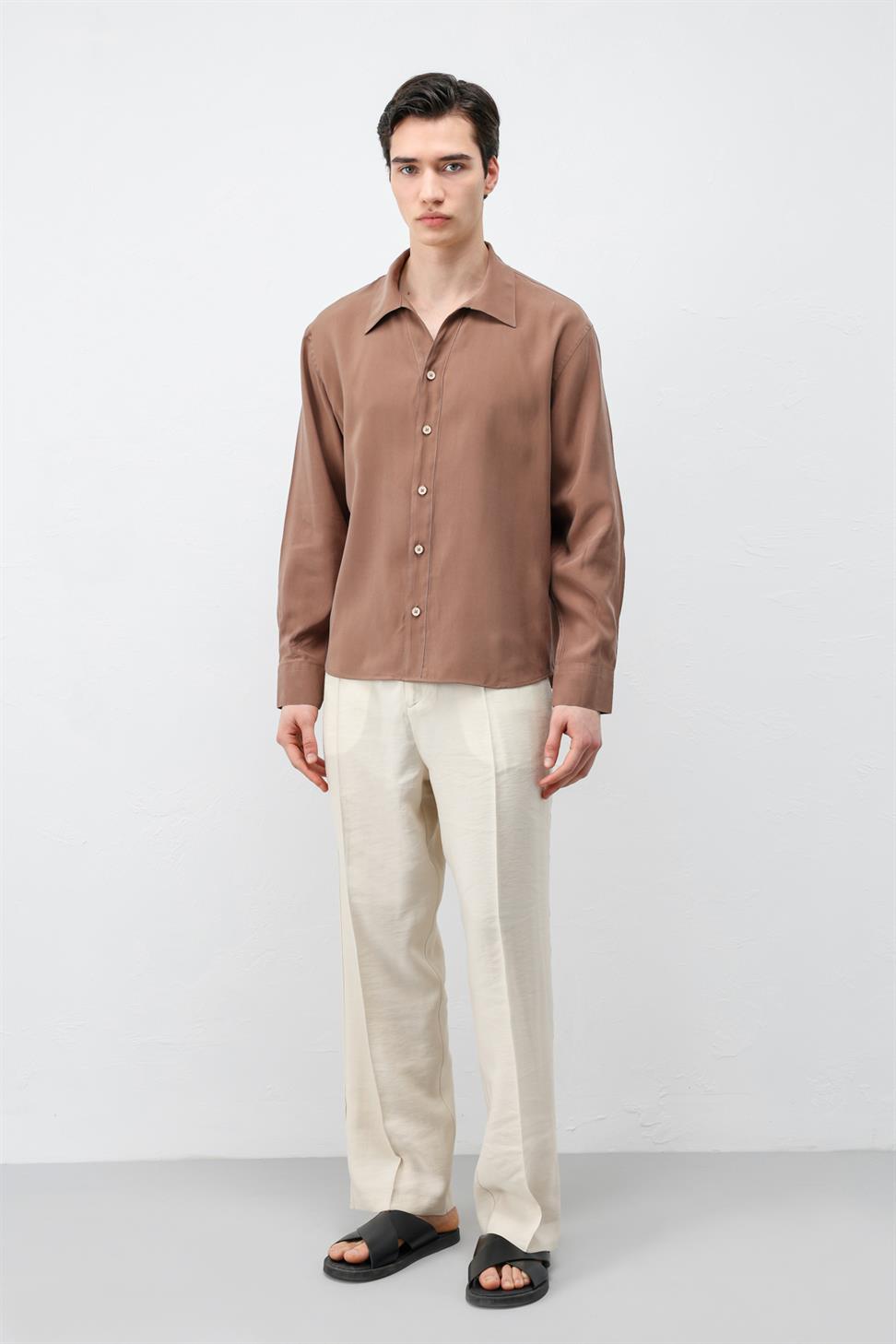 قميص رجالي مريح