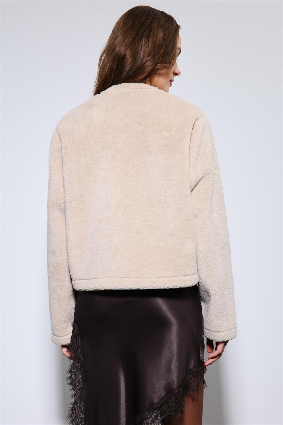 Antioch Bej Süslü Düğmeli Suni Kürk Ceket