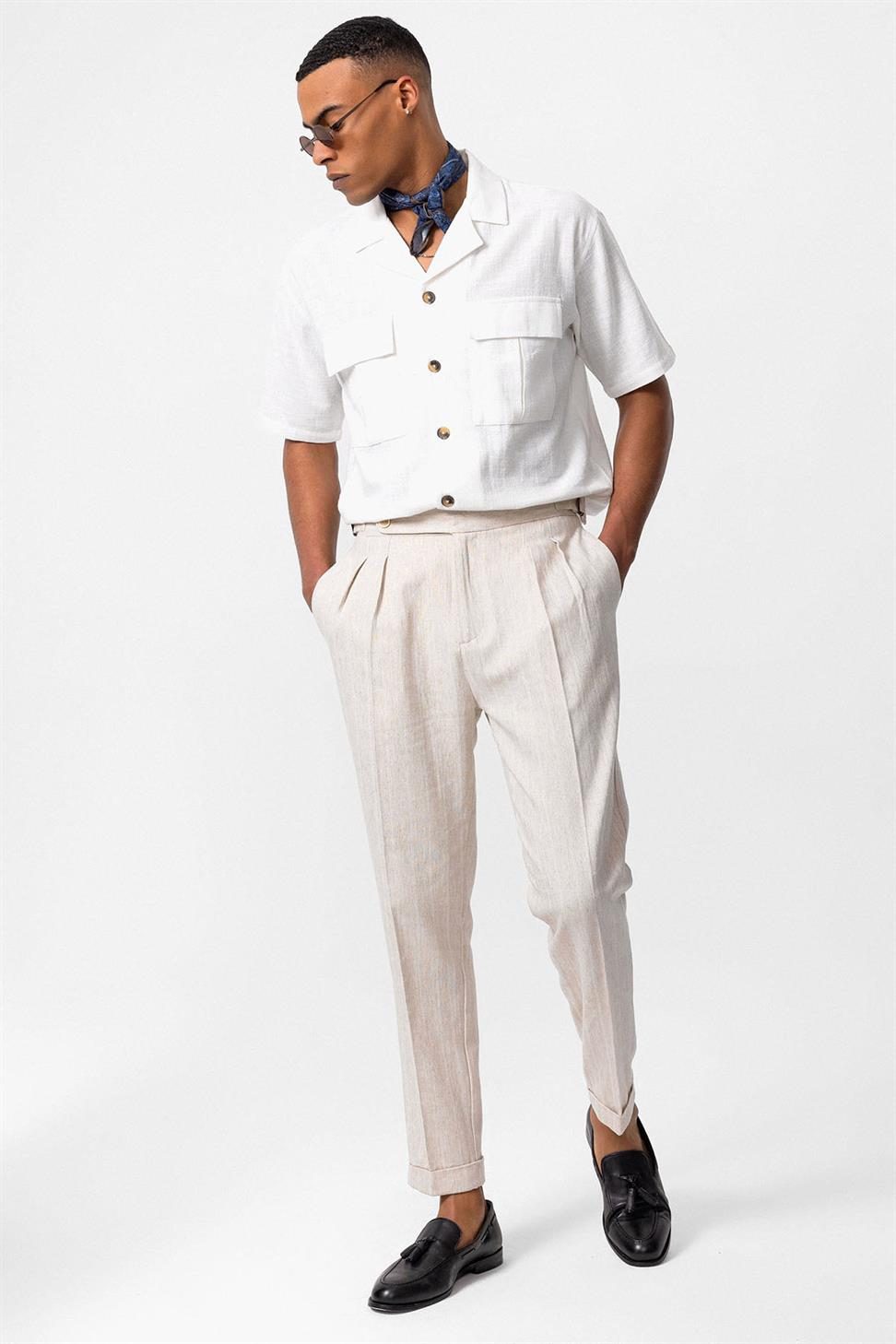 قميص رجالي من مزيج الكتان مع جيب على الصدر بياقة أباتشي