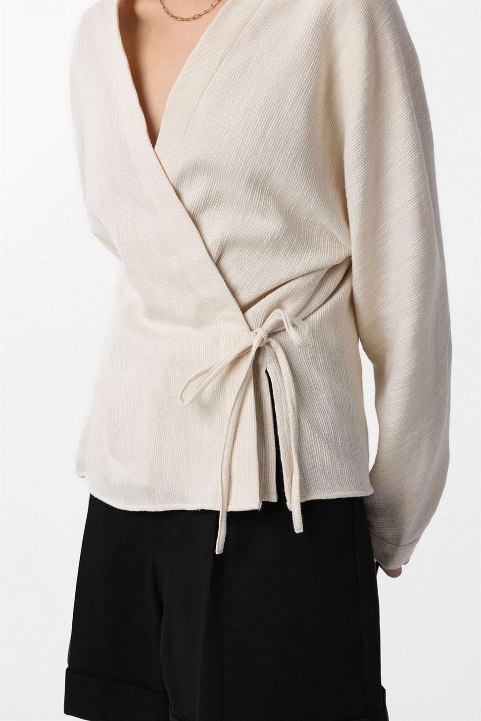 Antioch Beyaz Bağlamalı Kimono Kadın Gömlek