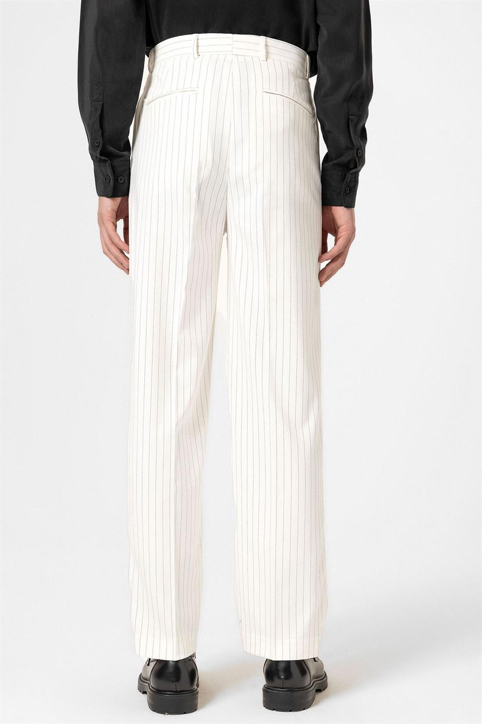 Antioch Beyaz Çizgili Relaxed Fit Erkek Pantolon