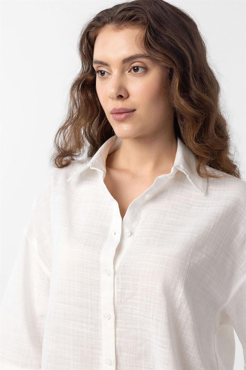 Antioch Beyaz Crop Dokulu Kadın Gömlek