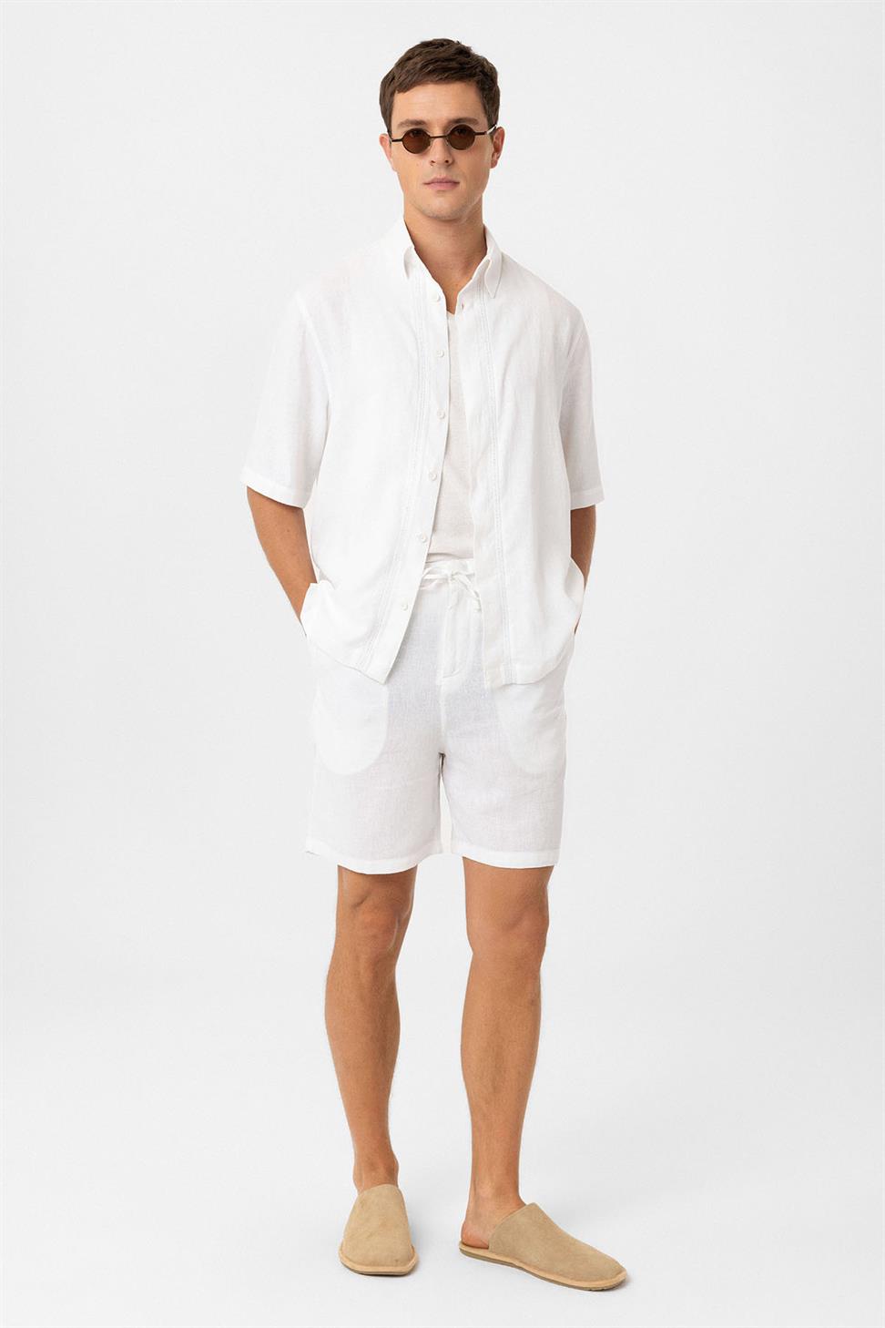 Relaxed Mens Shirt with Linen Blend