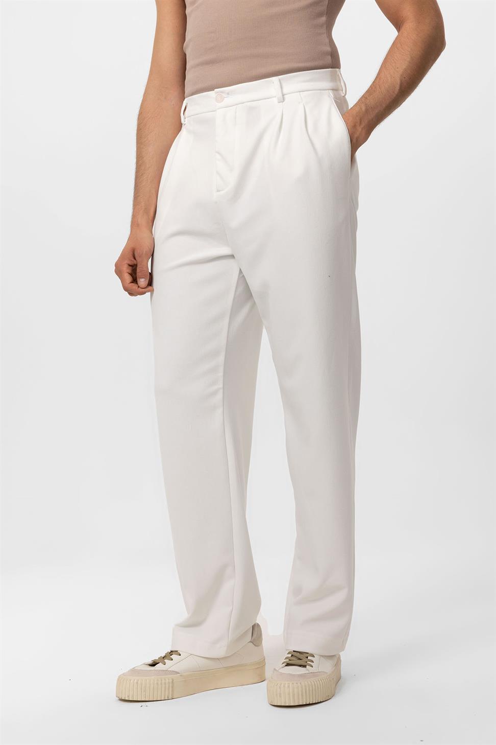 بدلة رجالية بإغلاق مزدوج الصدر بقصة مريحة للرجال