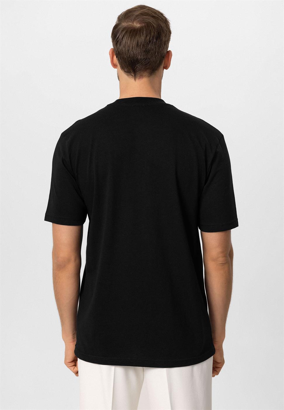 طاقم الرقبة الأساسية تي شيرت