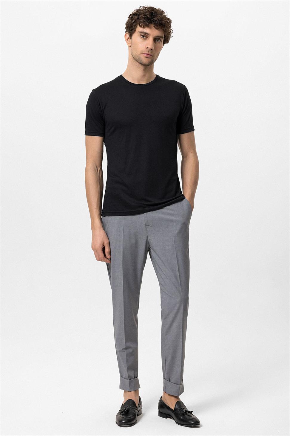 طاقم الرقبة سليم صالح تي شيرت للرجال