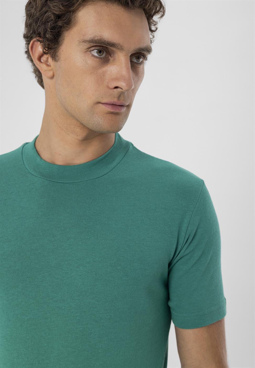 طاقم الرقبة سليم صالح تي شيرت