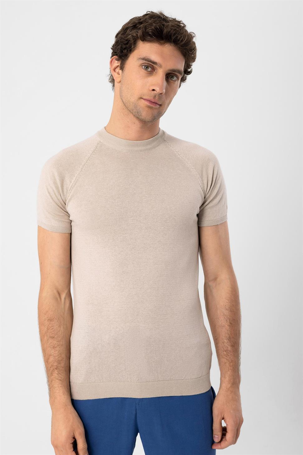 طاقم الرقبة تريكو تي شيرت