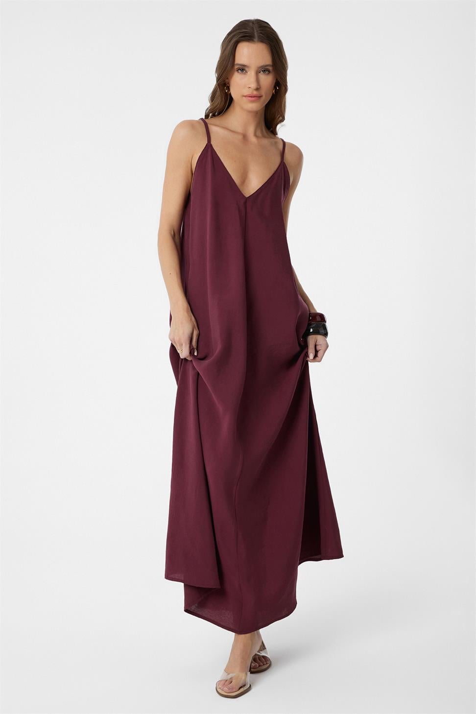 فستان نسائي طويل من Modal مع حمالات