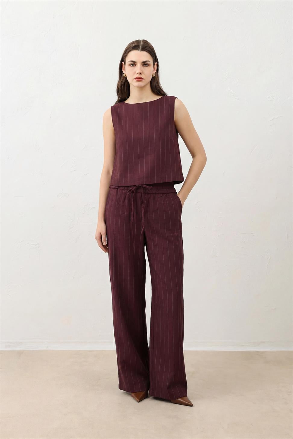 Womens Striped Linen-Blend Suit