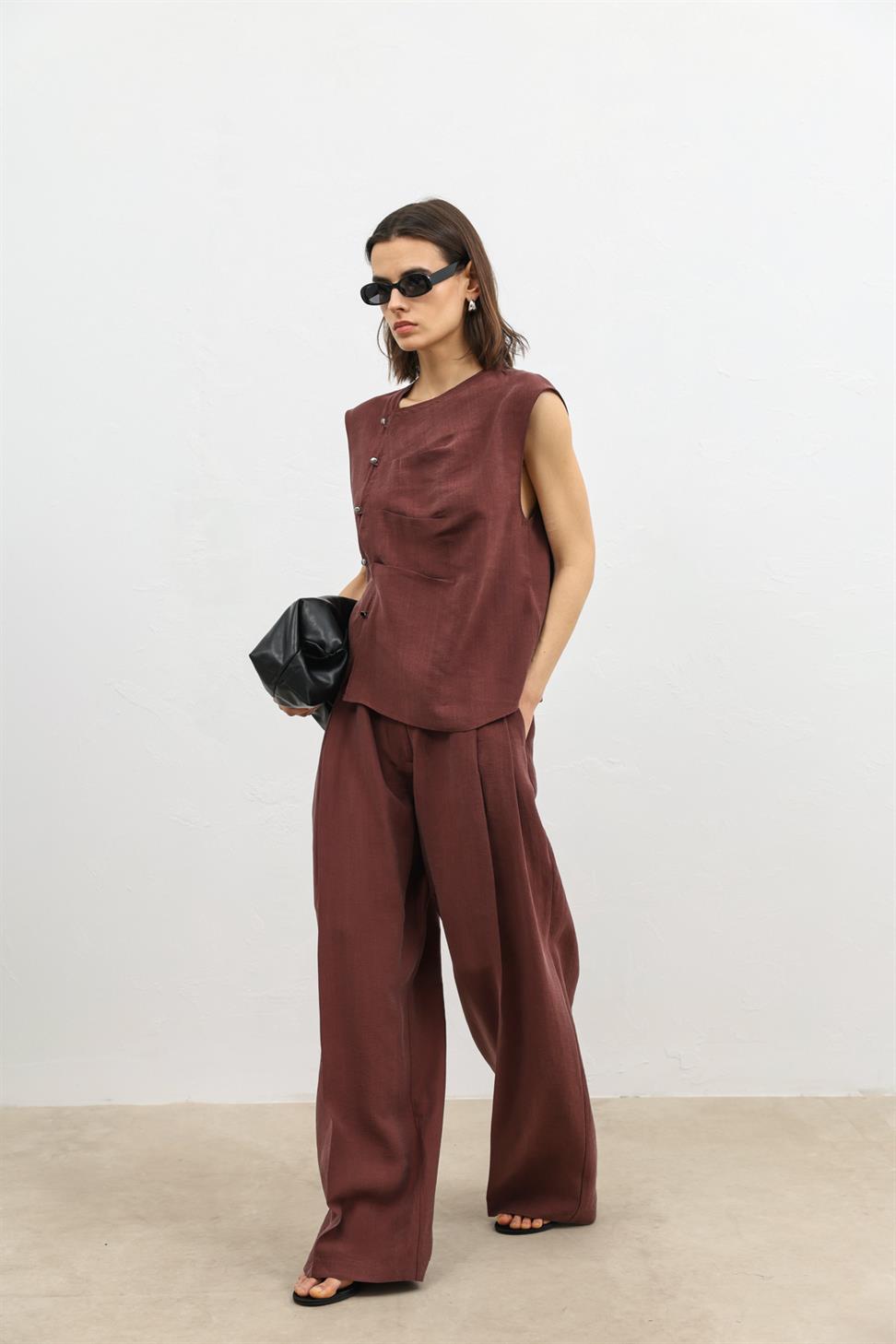 Womens Button-Down Shirt with Lyocell Blend