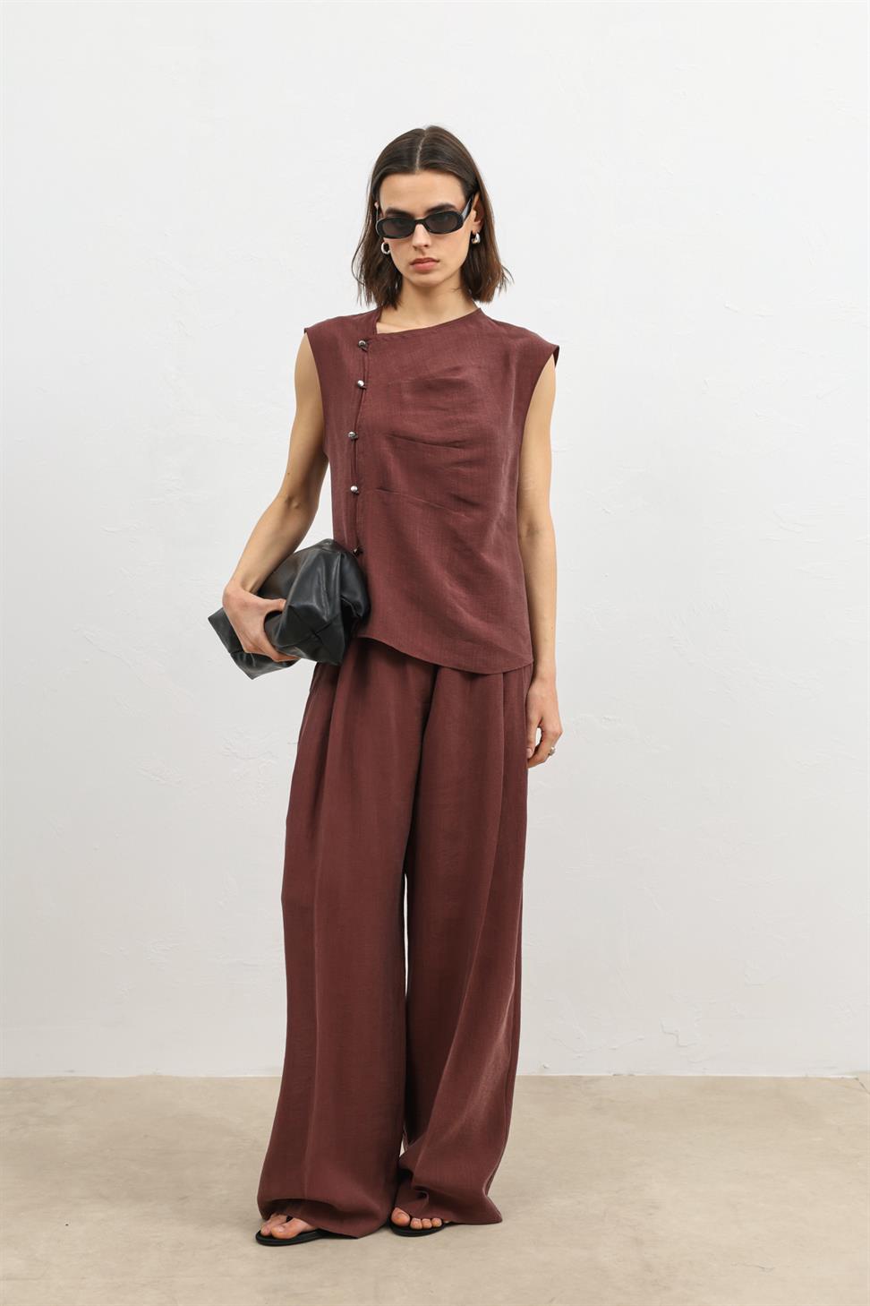 Womens Button-Down Shirt with Lyocell Blend