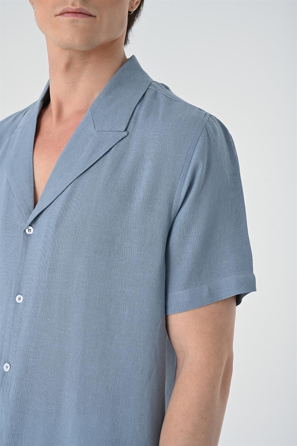 سترة طوق قميص الرجال