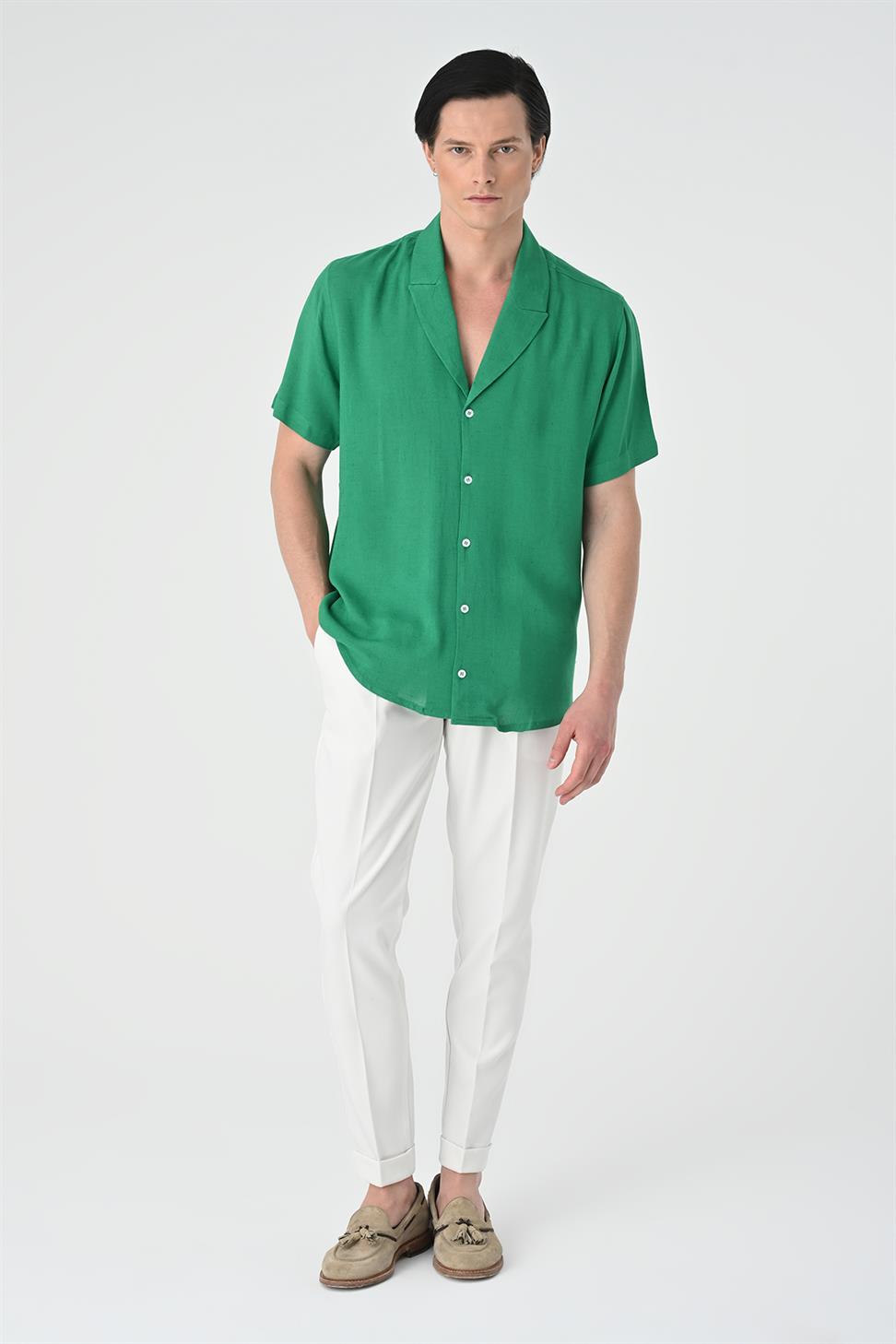 سترة طوق قميص الرجال