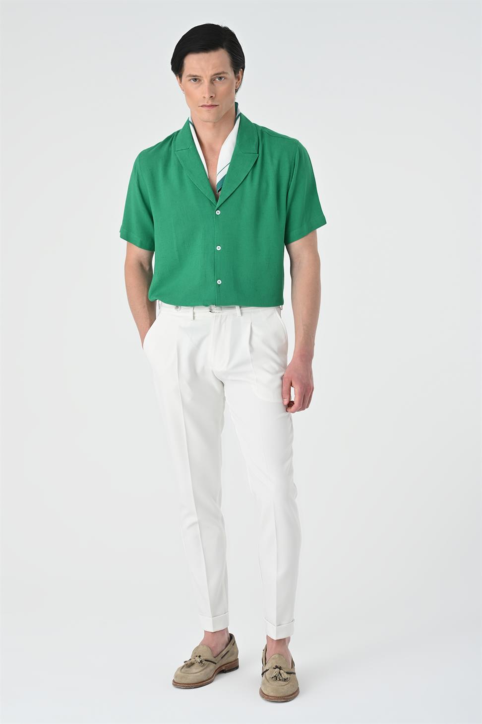 سترة طوق قميص الرجال