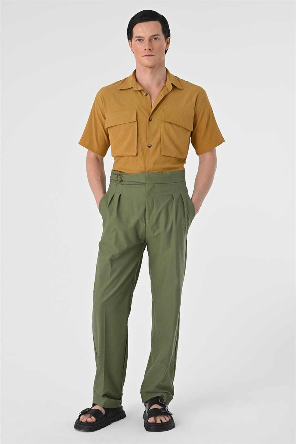 قميص رجالي بجيب مزدوج