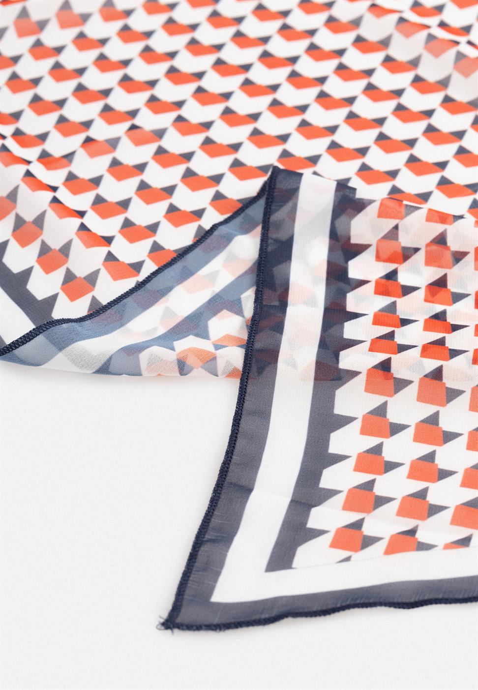 وشاح بلونين