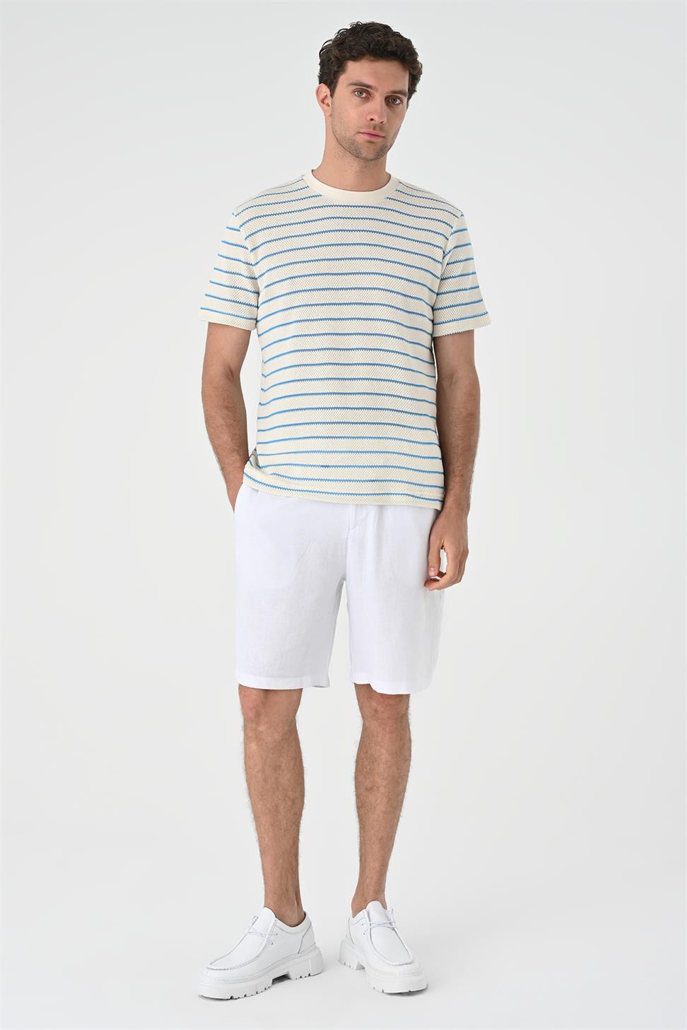 مخطط محبوك تي شيرت للرجال