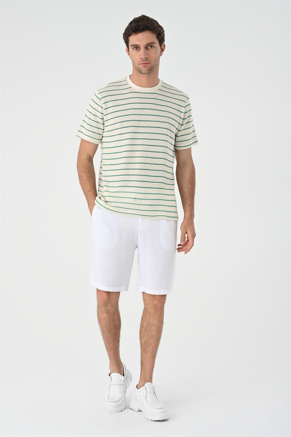 مخطط محبوك تي شيرت للرجال