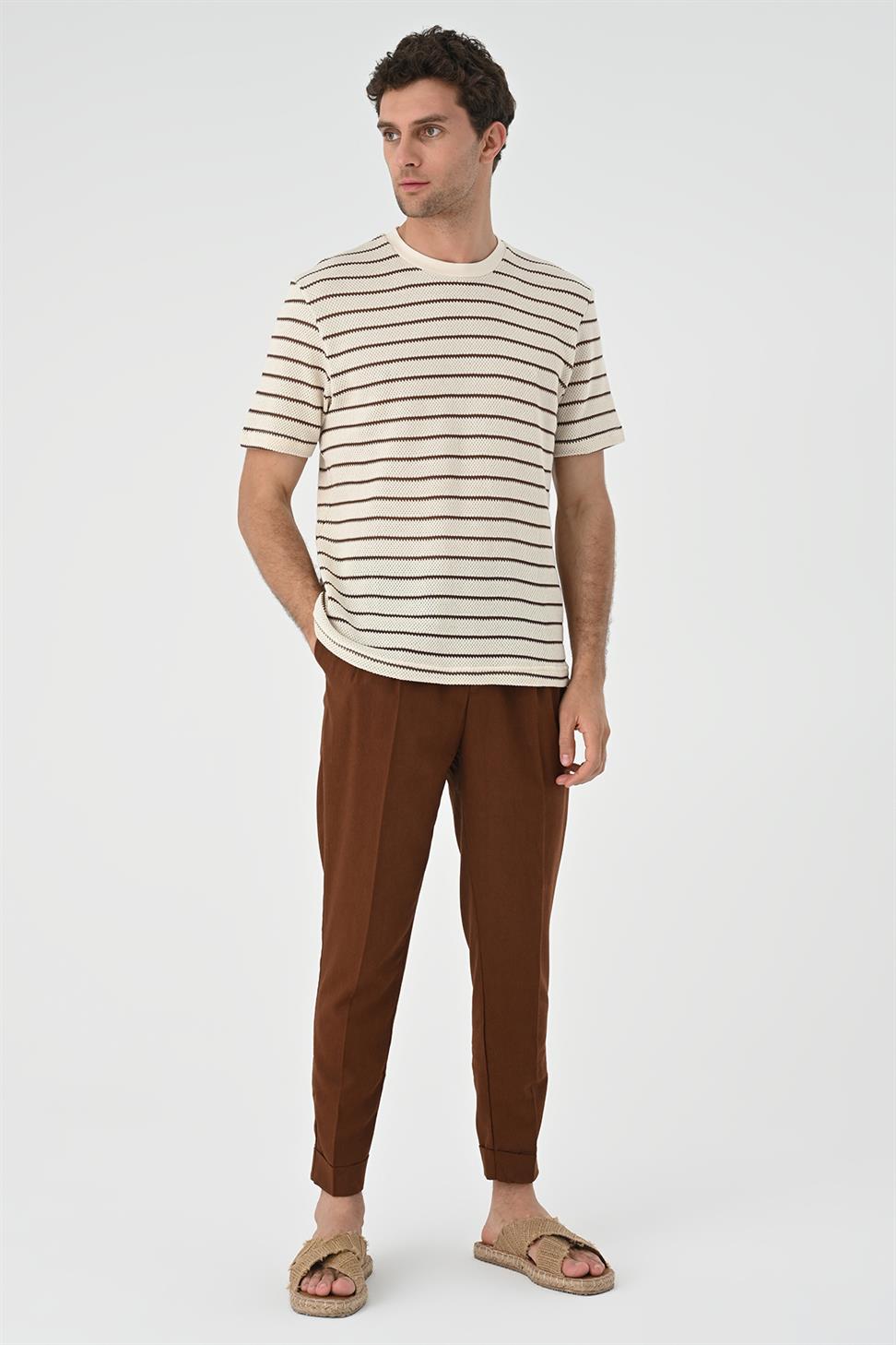 مخطط محبوك تي شيرت للرجال