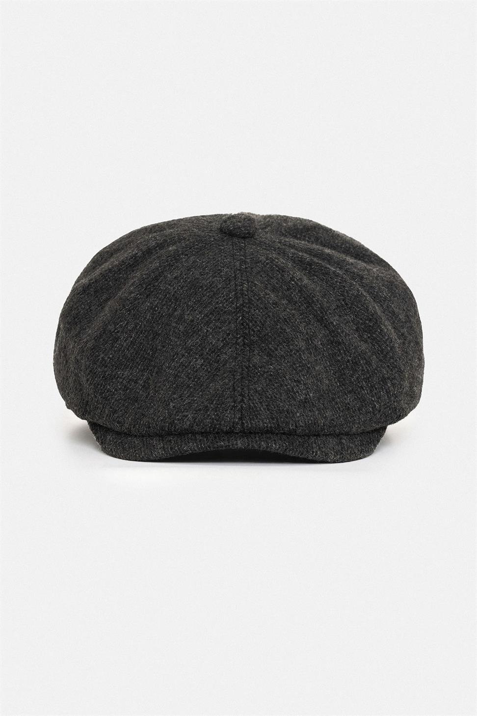 قبعة إرك مخيطة