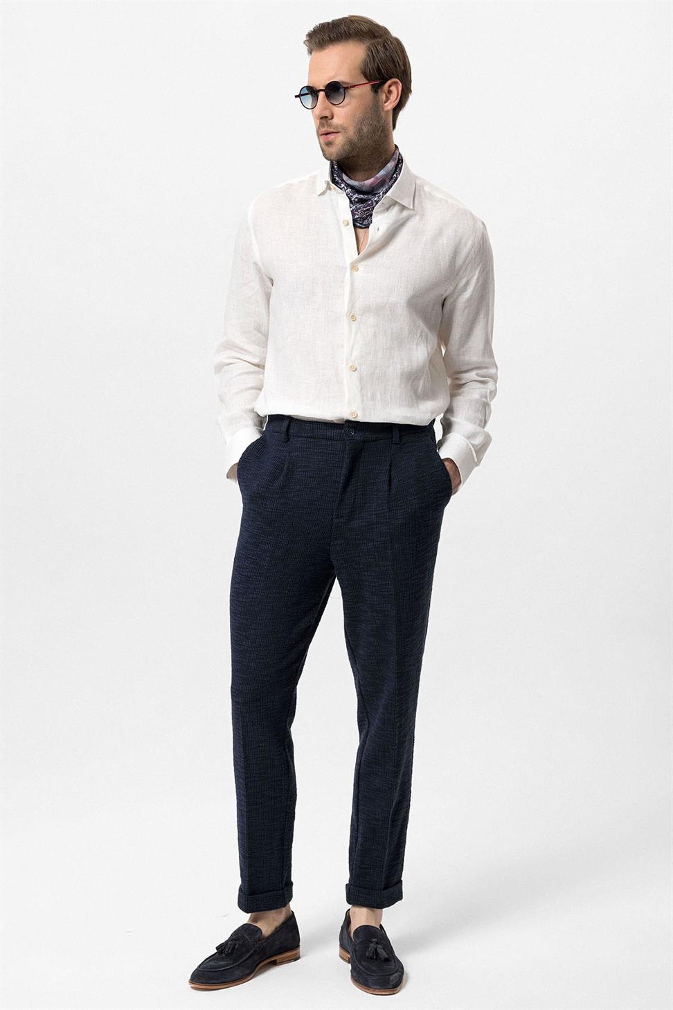 بنطلون رجالي ذو طيات مزدوجة الساق