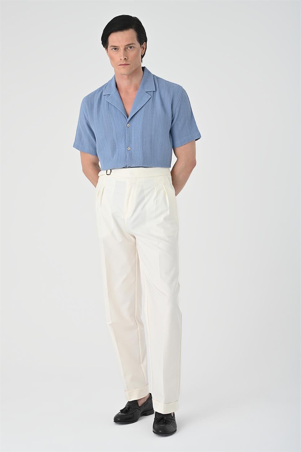 قميص منقوش بأكمام قصيرة للرجال