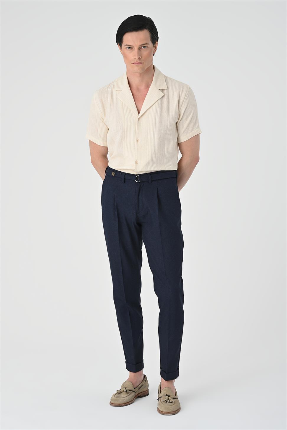 قميص منقوش بأكمام قصيرة للرجال