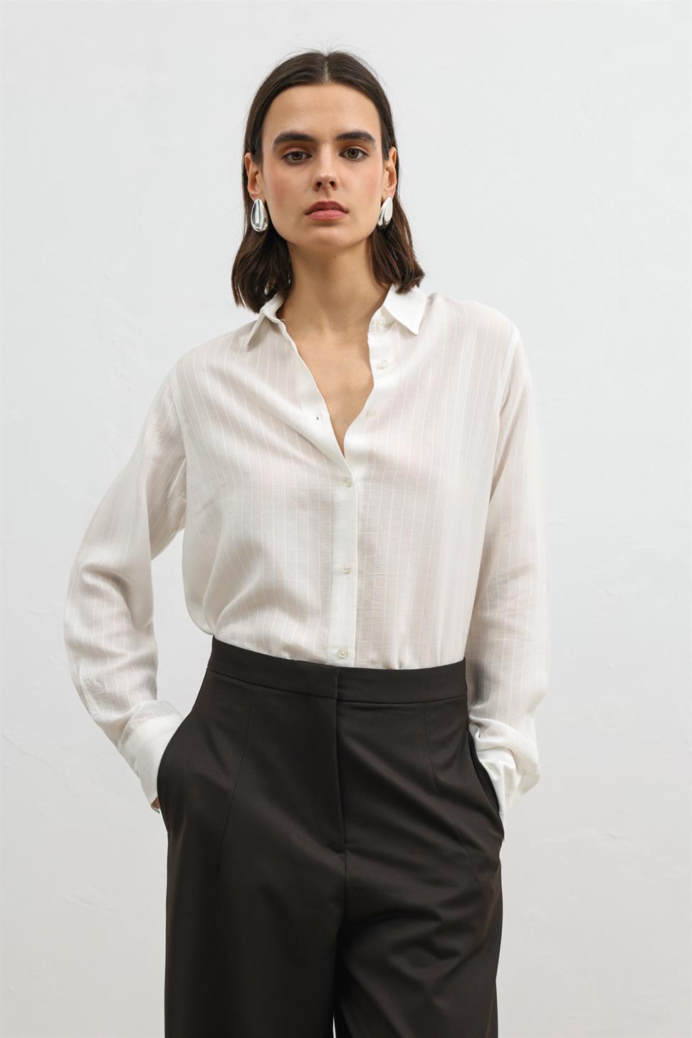 قميص نسائي مخطط مع منديل من 100% ليوسيل